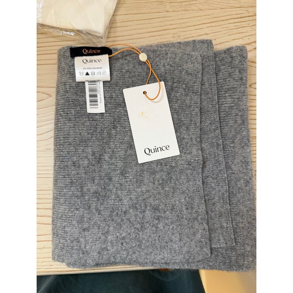 NWT Quince Mongolian Cashmere Scarf Heather Grey 100% Grade A Quiet Luxury - Picture 2 of 4